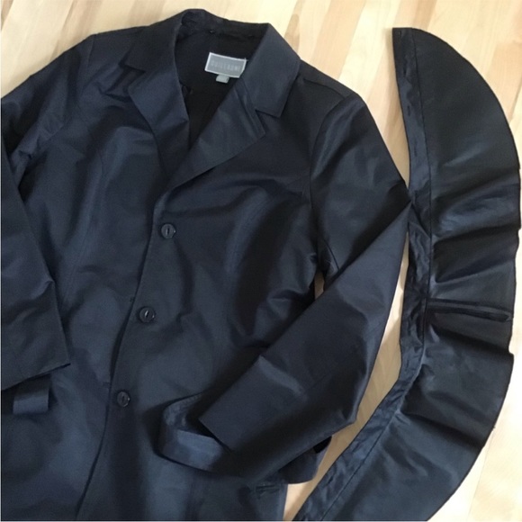 Spring Coat with Removable Collar - Picture 6 of 7